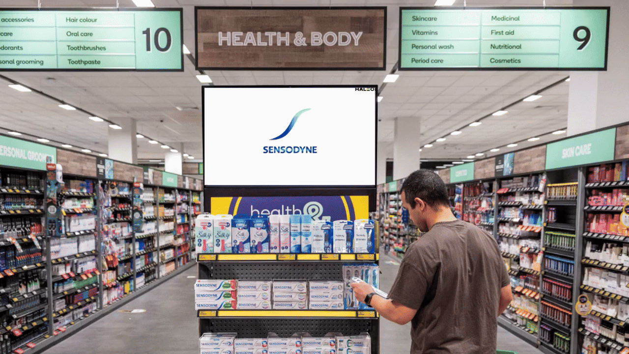 in aisle screen and aisle end showing Sensodyne products